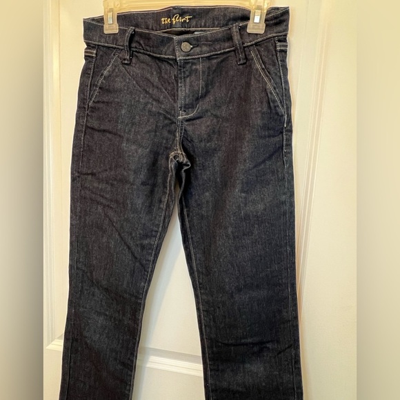 Old Navy The Flirt Dark Wash Denim Jeans Mid Rise Size 2 - Picture 3 of 10